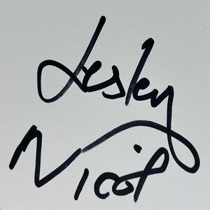 DOWNTON ABBEY Signed 4x6 Card / LESLIE NICOL As Mrs. Patmore / NARNIA CHRONICLES